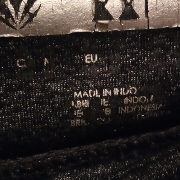 XXI Grey Leggings With Pockets - Size Large - Picture 5 of 8